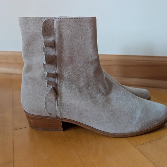 JOIE Laleh Ruffle Leather Suede Ankle Boot, Light Gray 38.5 - Picture 2 of 6